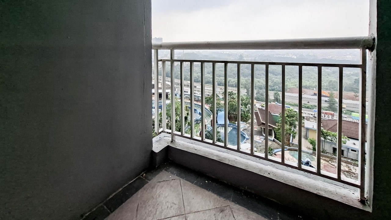 Photo of Patio Balcony in Panunggangan Utara