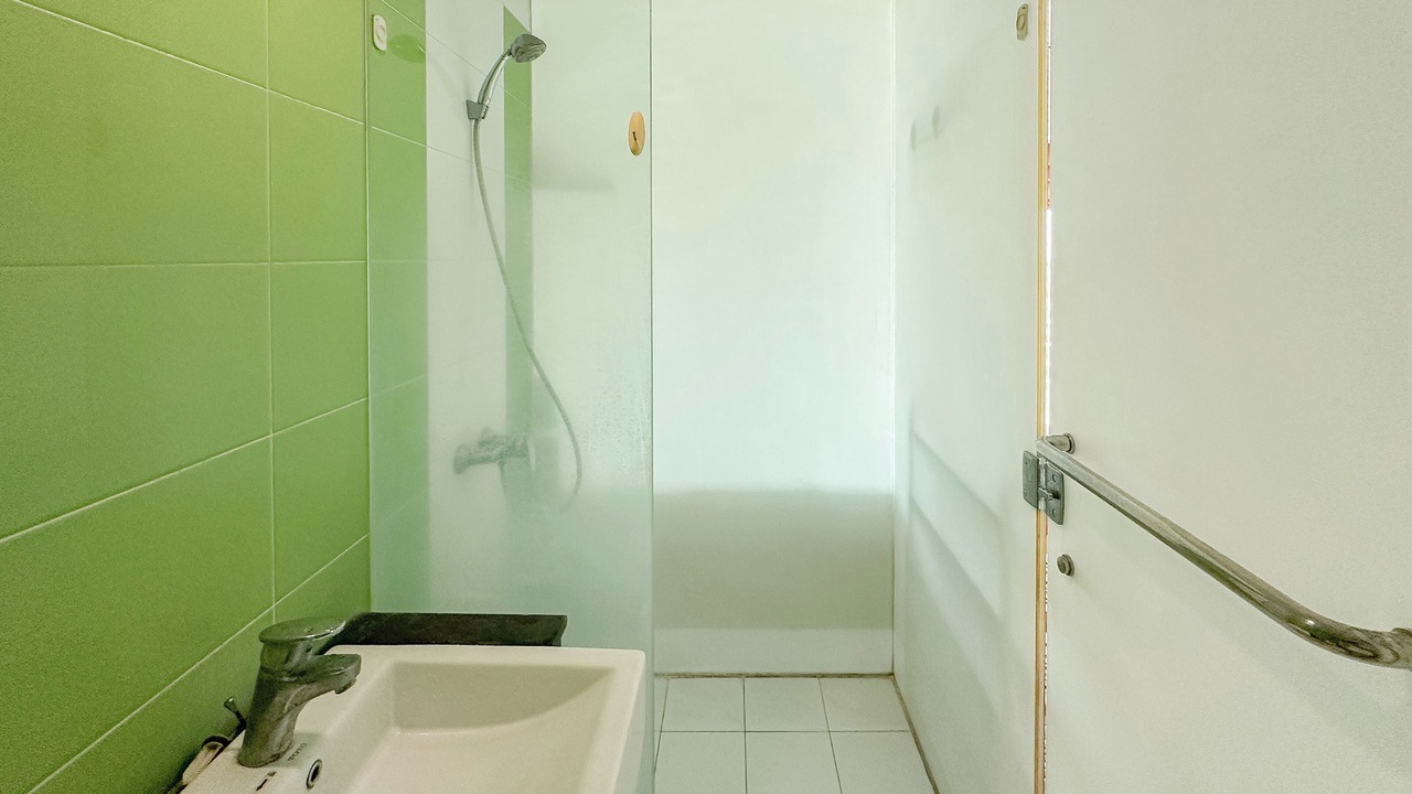 Photo of Bathroom in Siwalankerto