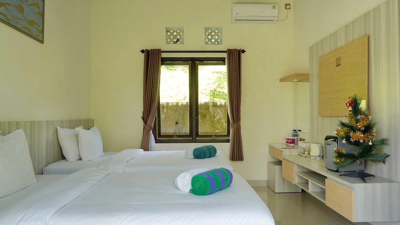 Photo of Bedroom in East Selemadeg