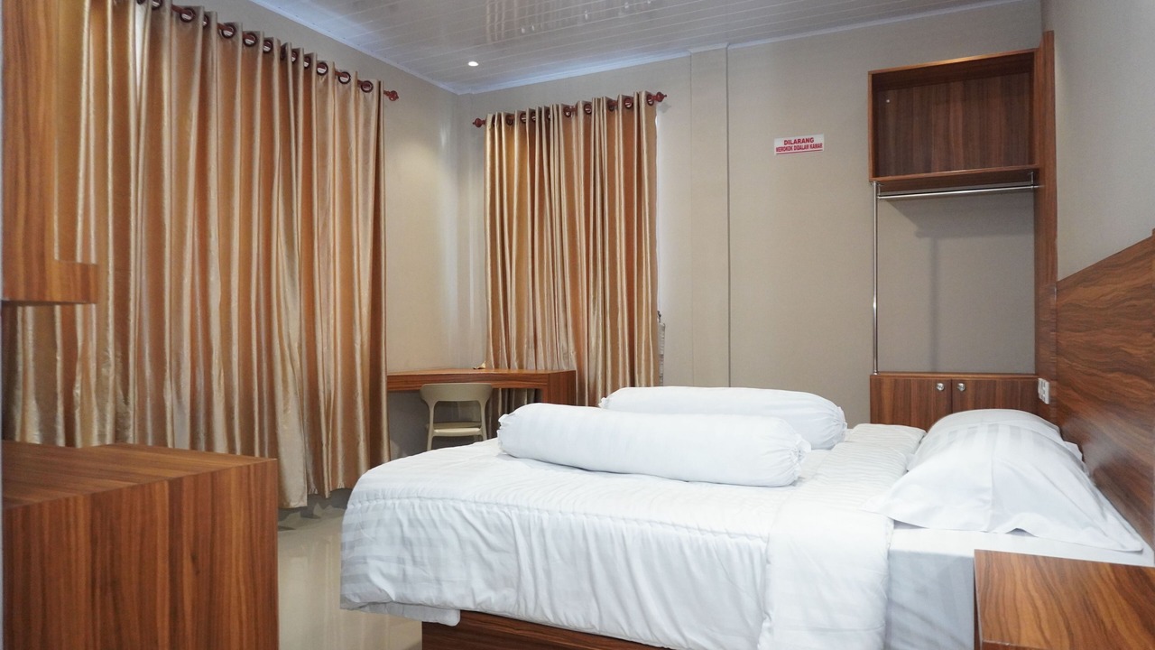 Photo of Bedroom in Parapat
