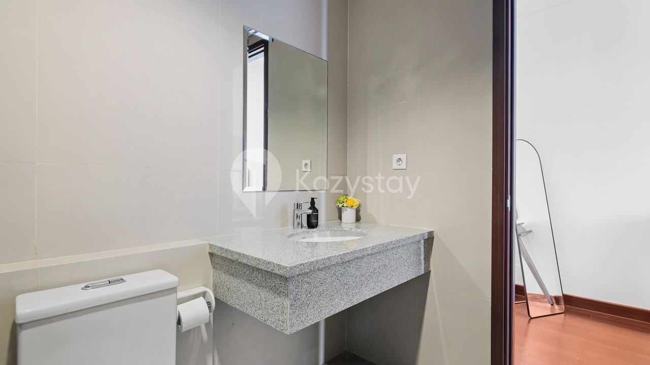 Photo of Bathroom in Chinatown