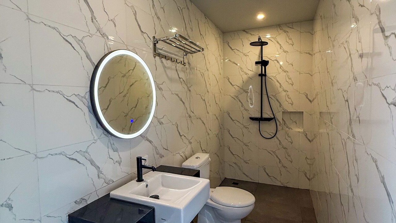 Photo of Bathroom in Sunset Road