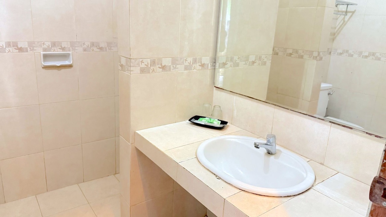 Photo of Bathroom in Batu