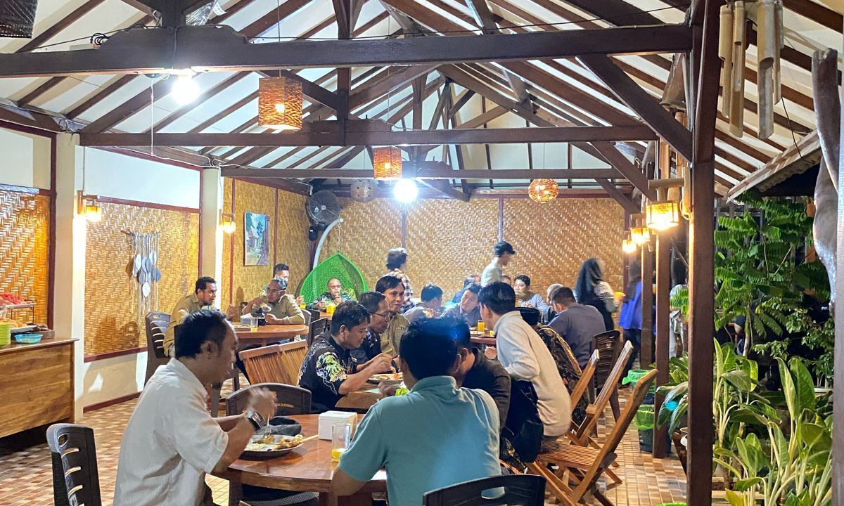 Photo of Others in Tetebatu