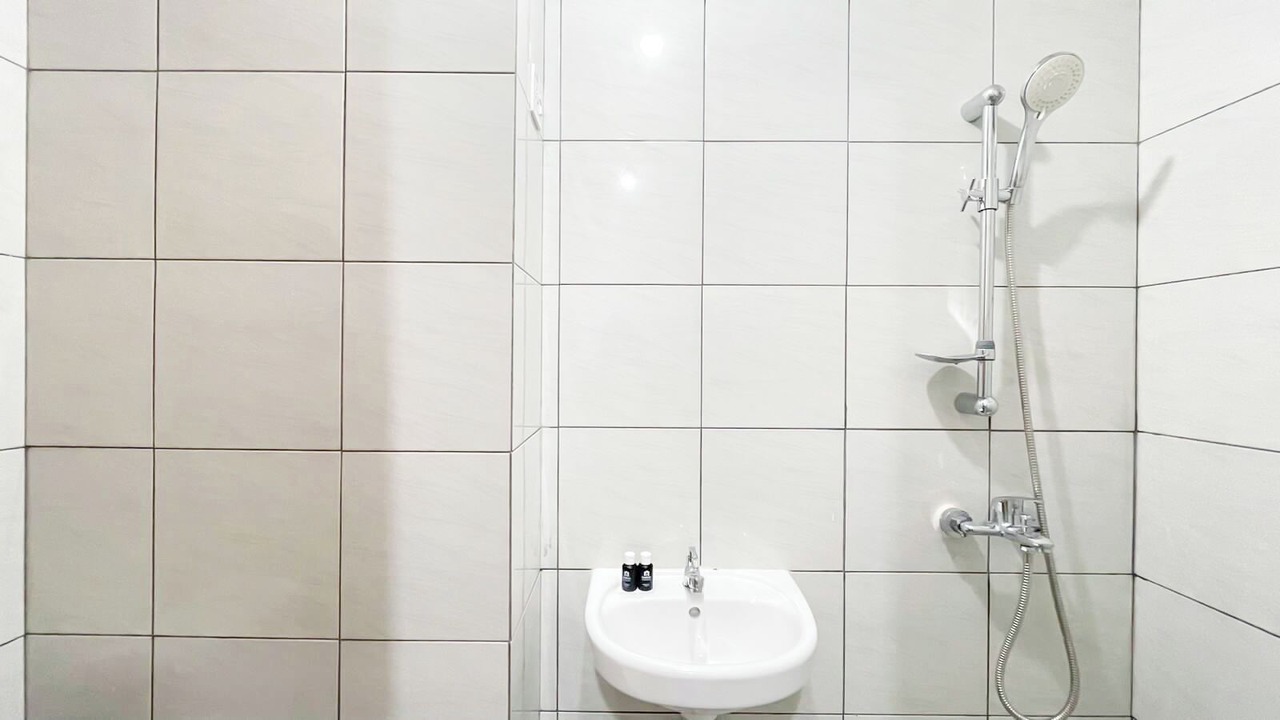 Photo of Bathroom in Makassar