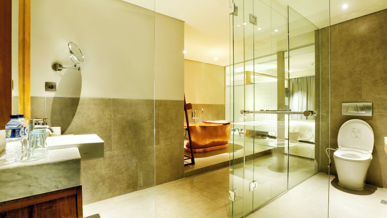 Photo of Bathroom in Laksmana