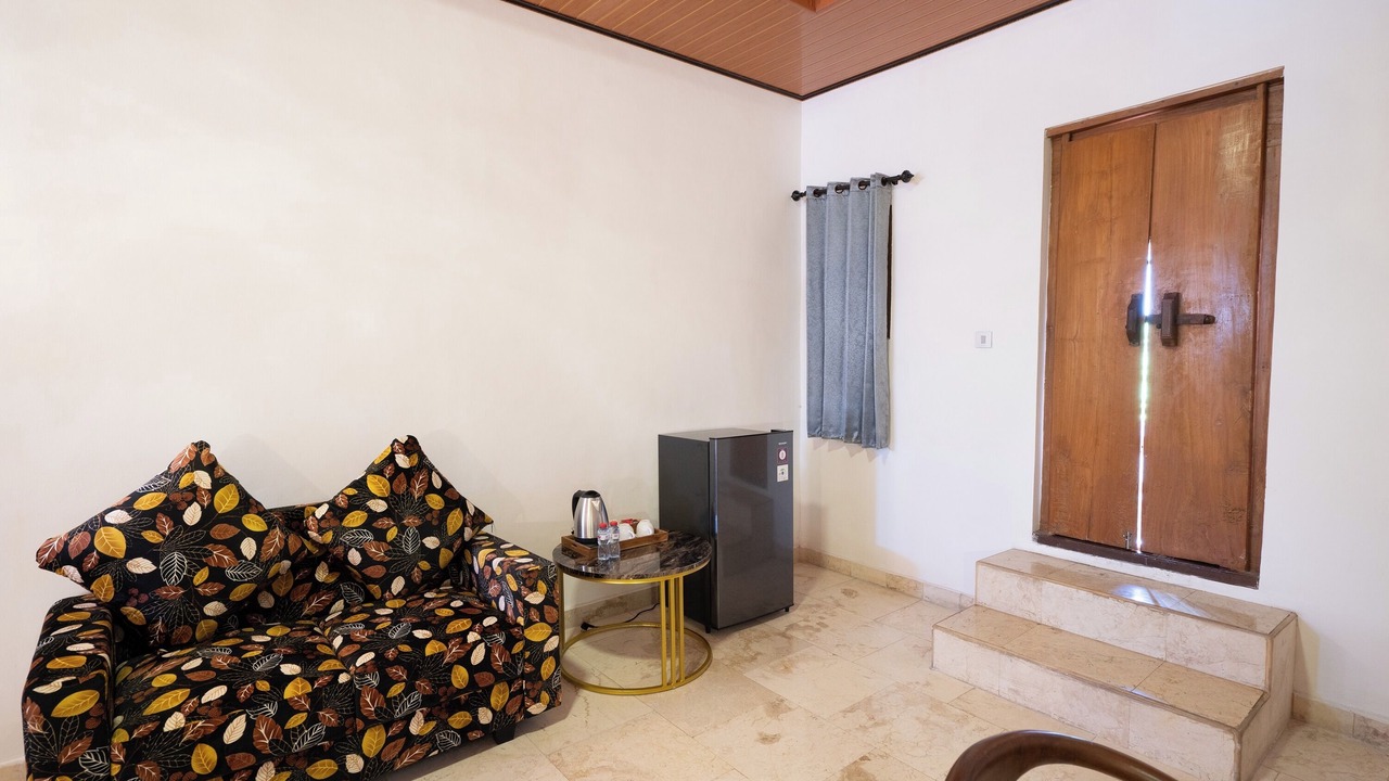Photo of Bedroom in Kartika Plaza