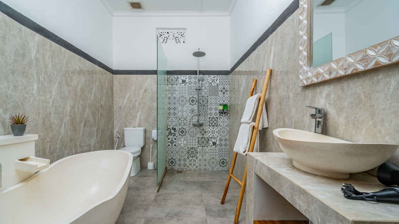 Photo of Bathroom in Singakerta