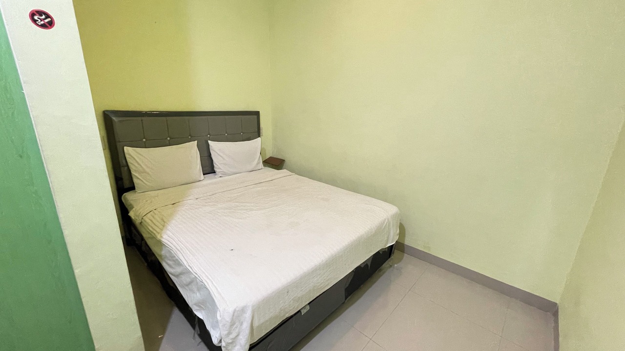 Photo of Bedroom in Parapat