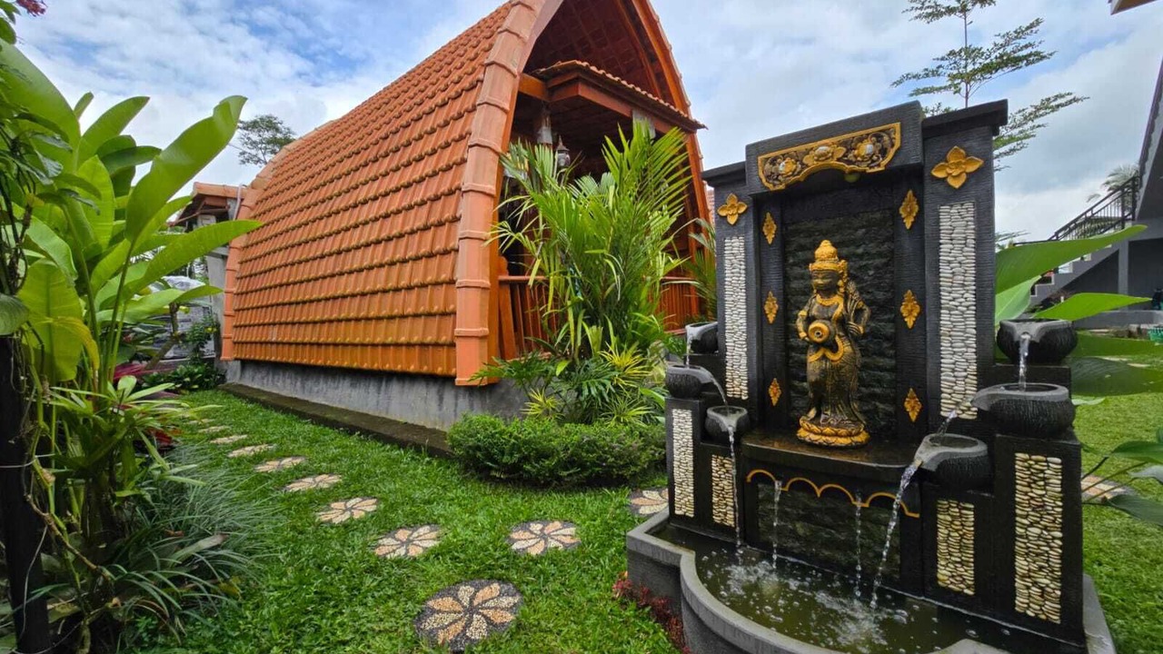 Photo of Outdoor in Tembuku