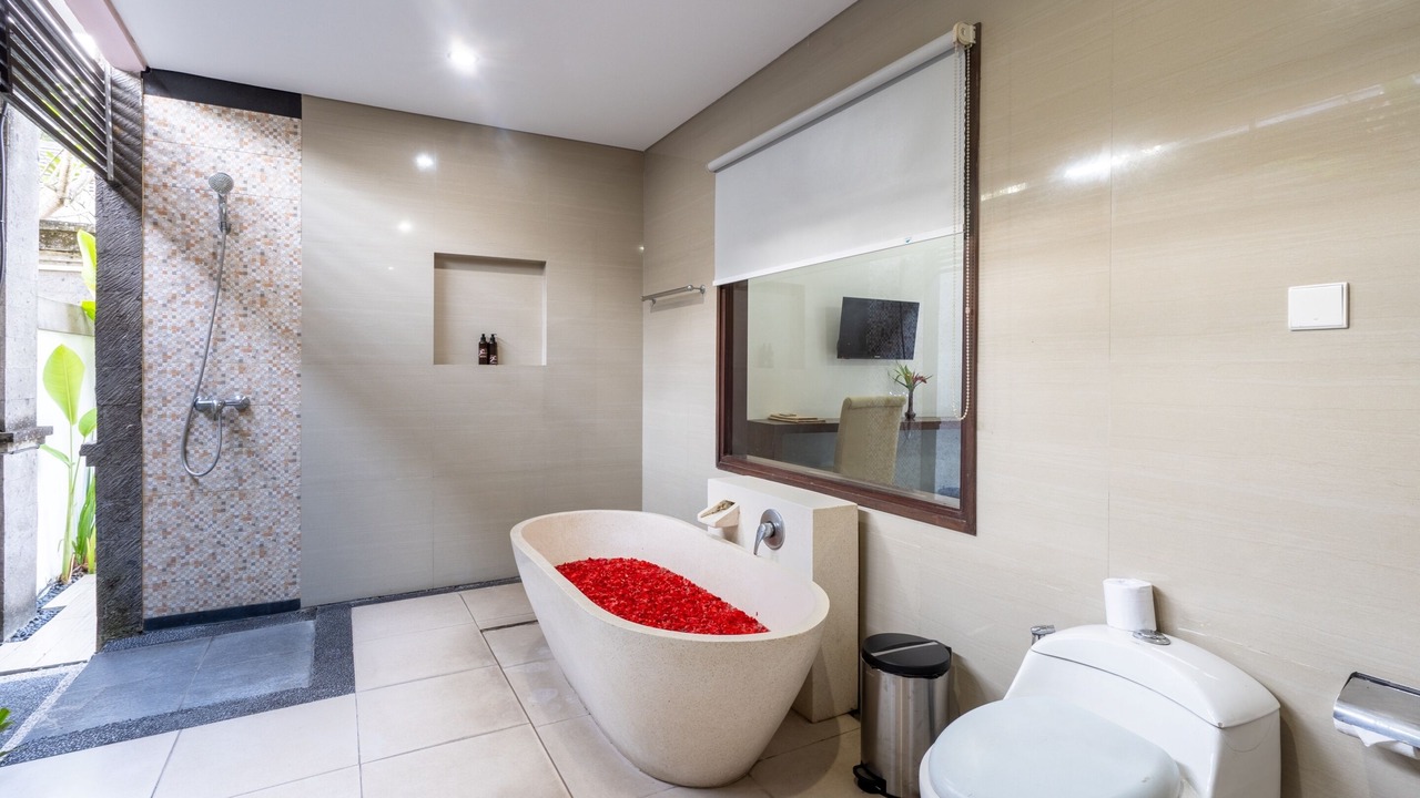 Photo of Bathroom in Lodtunduh