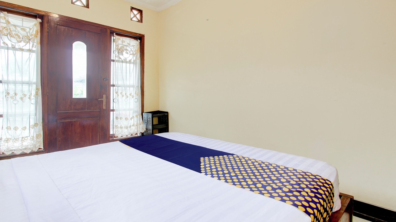Photo of Bedroom in Pakem