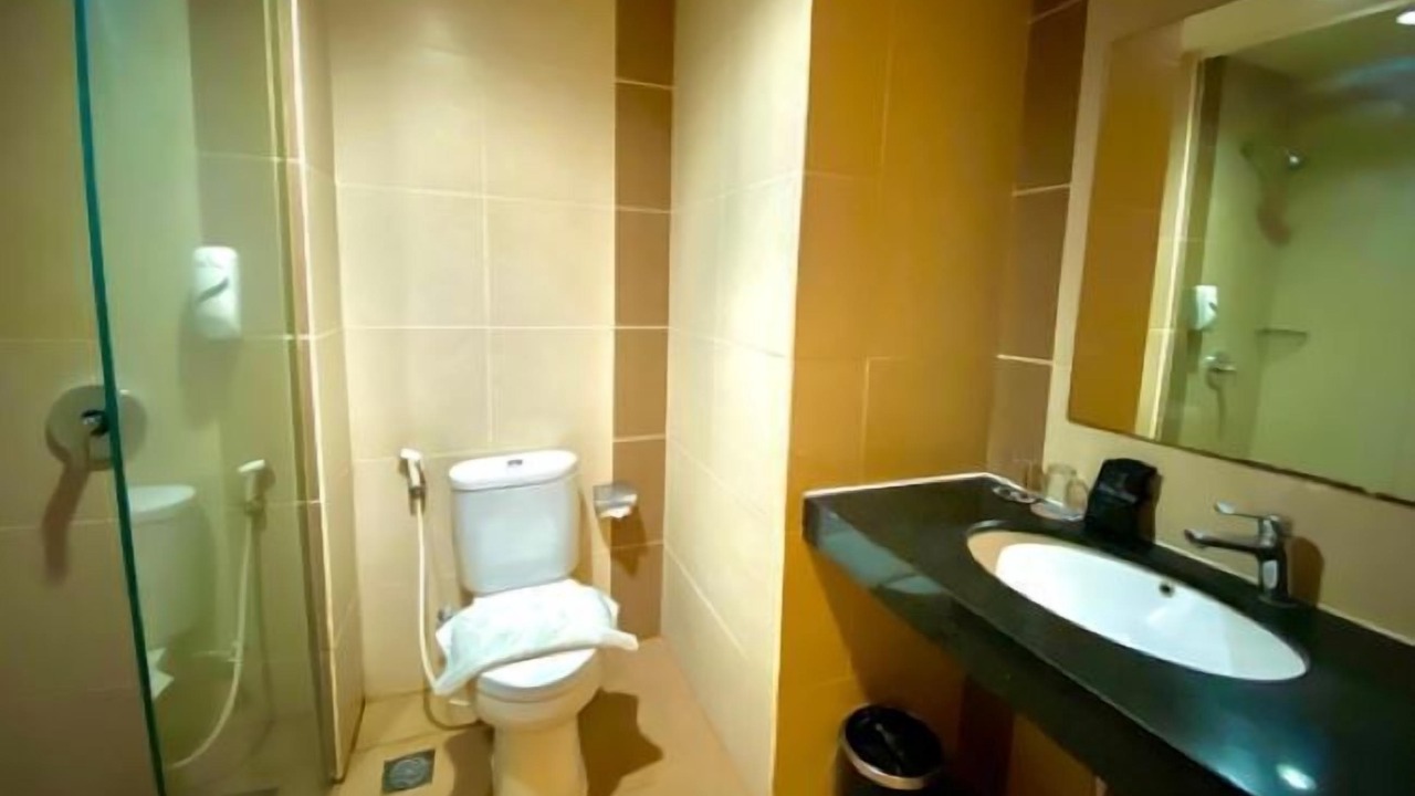 Photo of Bathroom in Makassar
