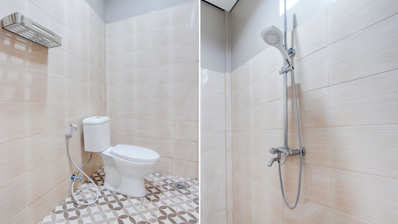 Photo of Bathroom in Pakem