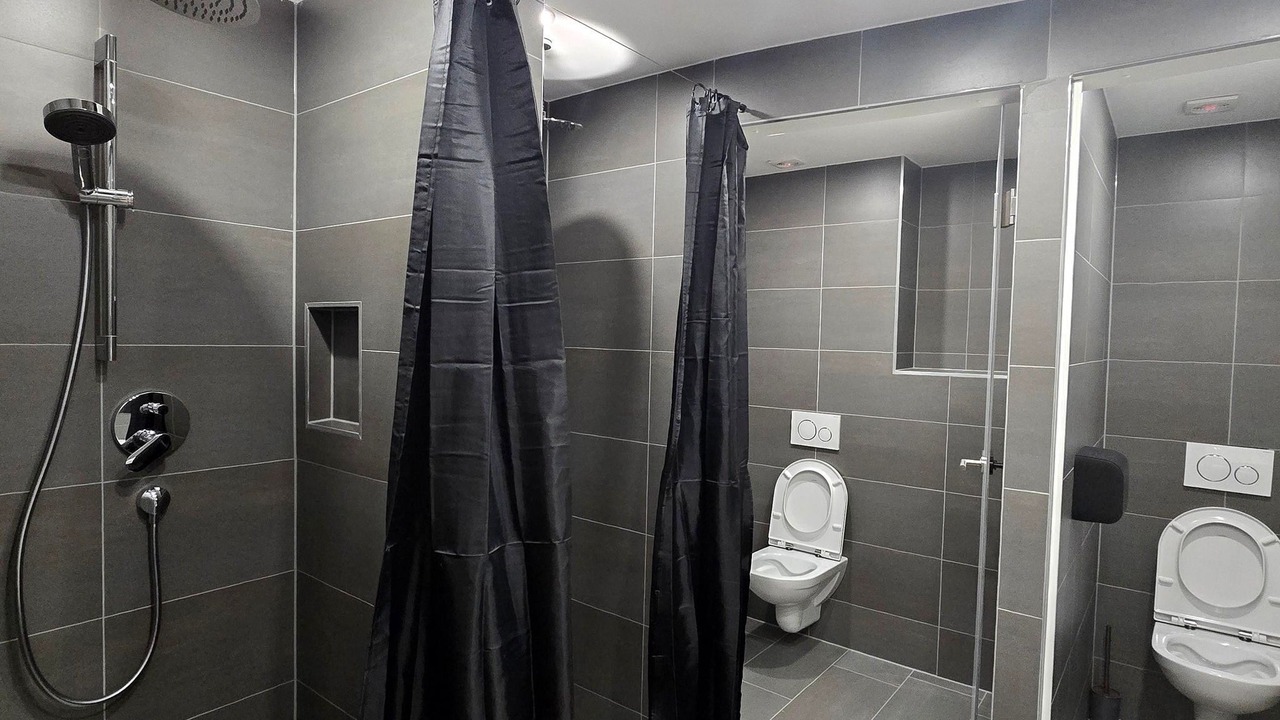 Photo of Bathroom in Natters