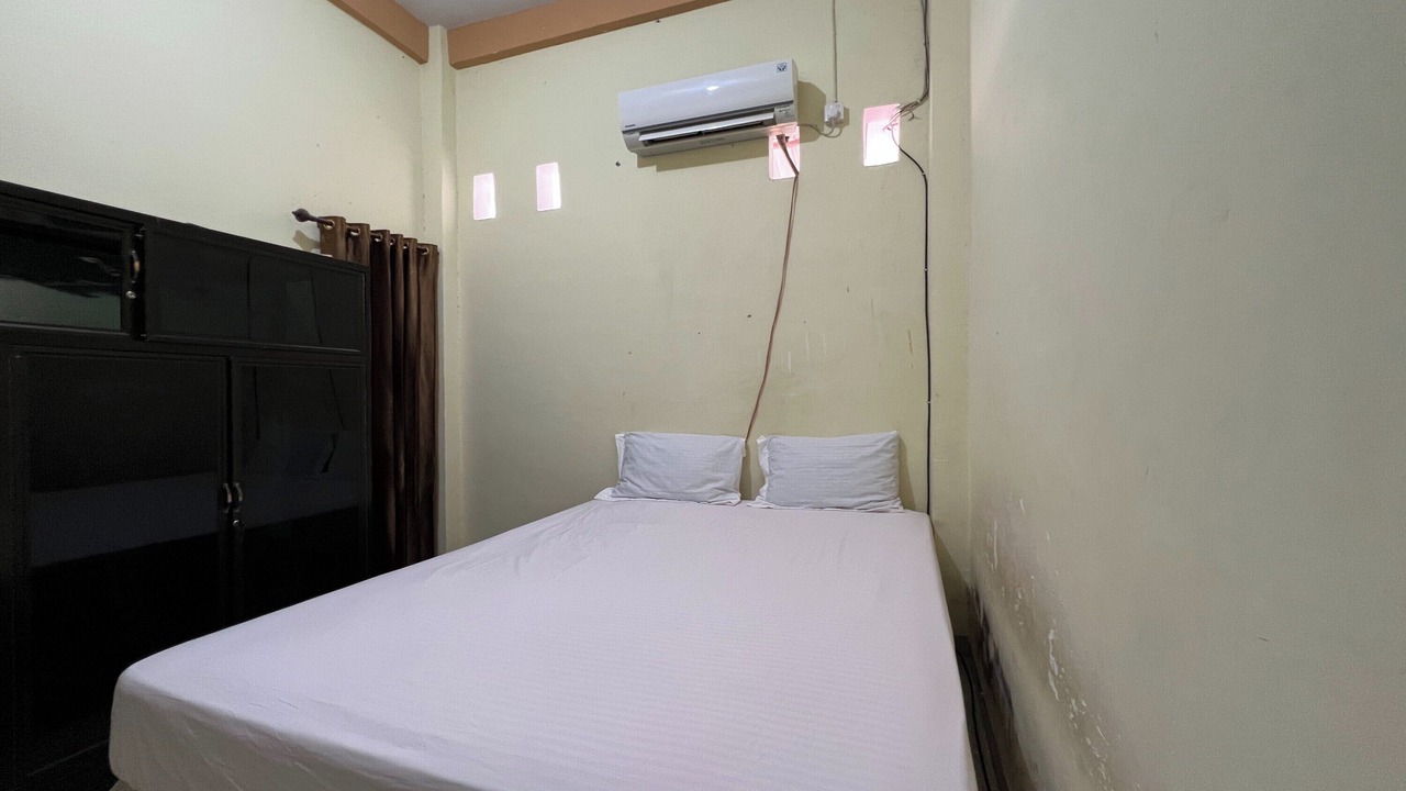 Photo of Bedroom in Enrekang
