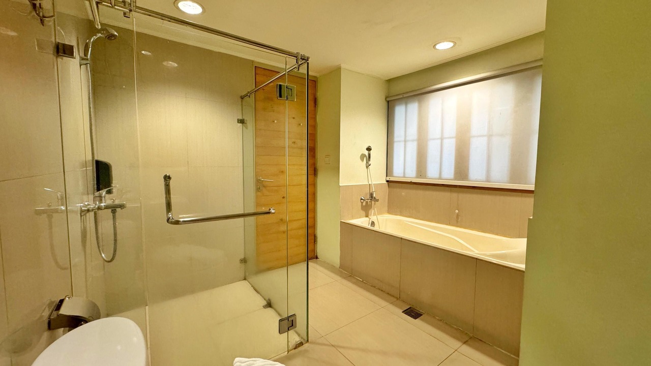 Photo of Bathroom in Malabar