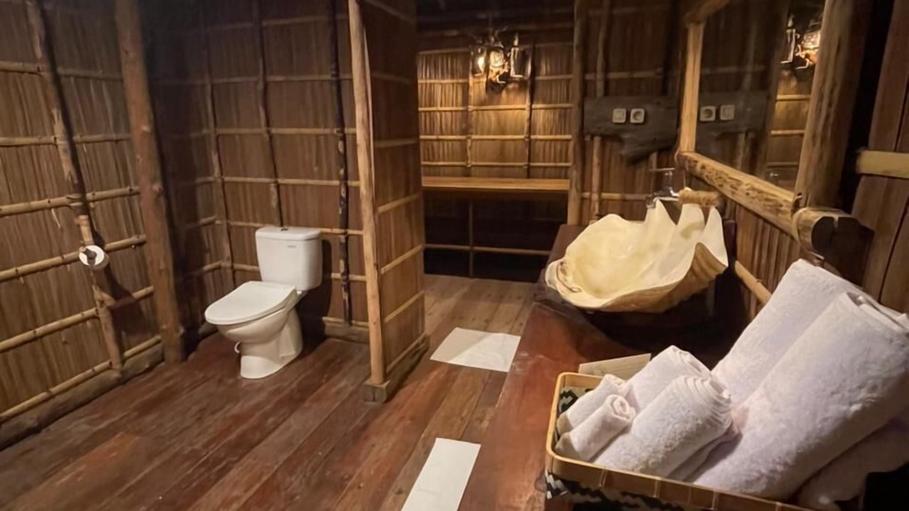 Photo of Bathroom in Kri