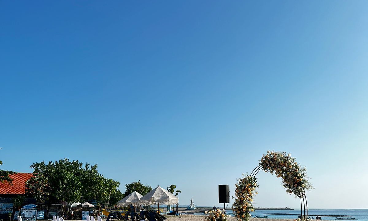 Photo of Outdoor in Kartika Plaza