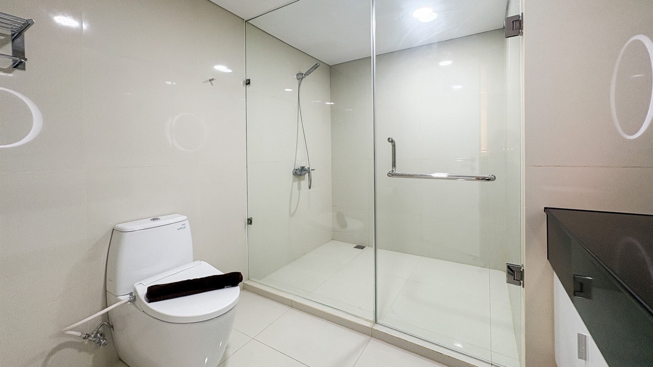 Photo of Bathroom in Surabaya