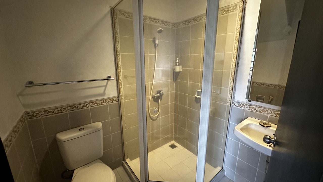 Photo of Bathroom in Setiabudi
