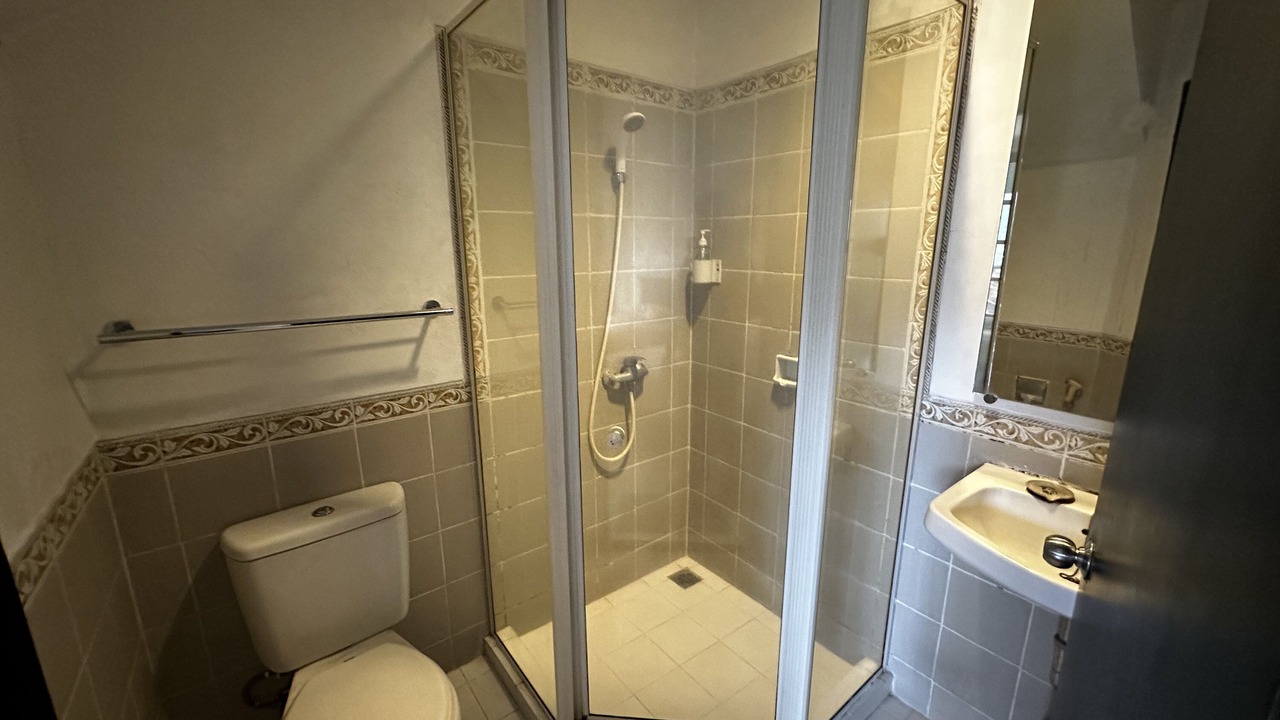 Photo of Bathroom in Setiabudi