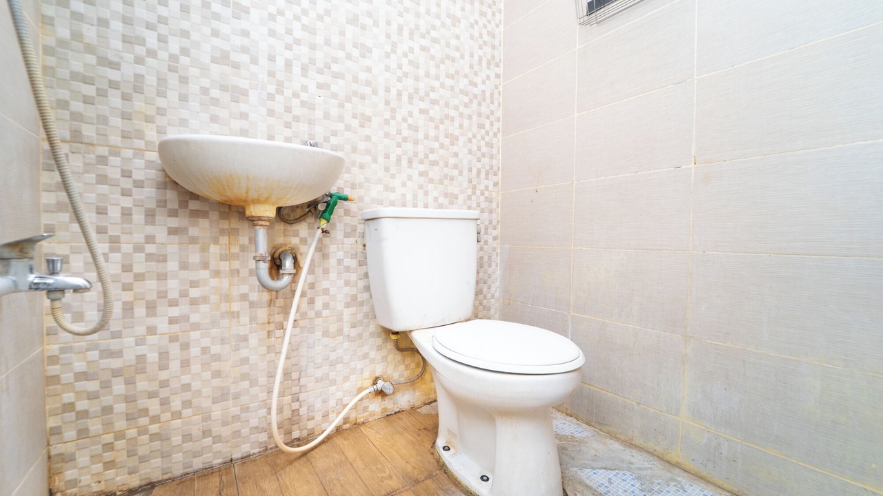 Photo of Bathroom in West Semarang