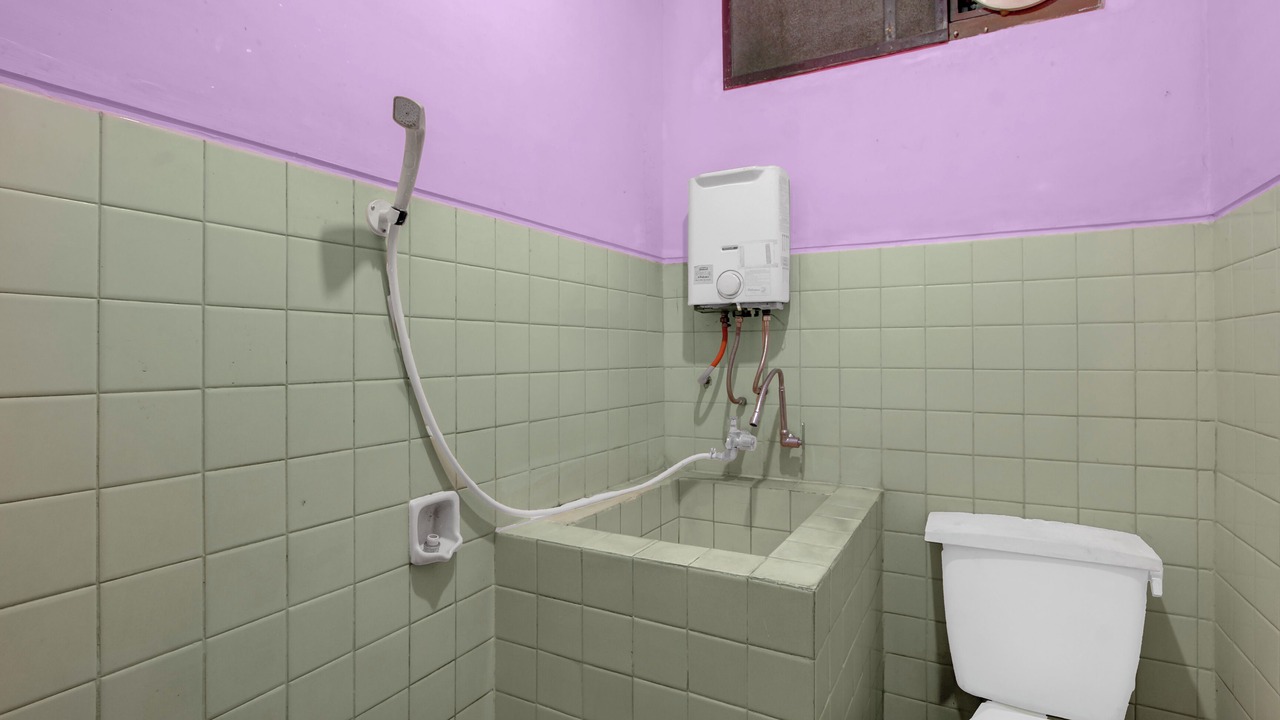 Photo of Bathroom in Hargomulyo