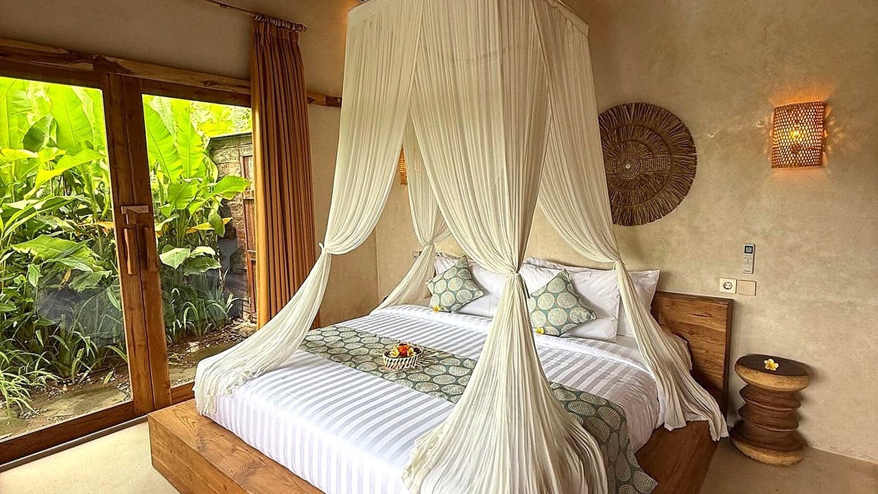 Photo of Bedroom in Sambahan