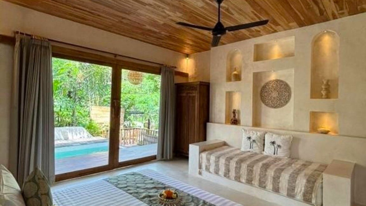 Photo of Bedroom in Sambahan
