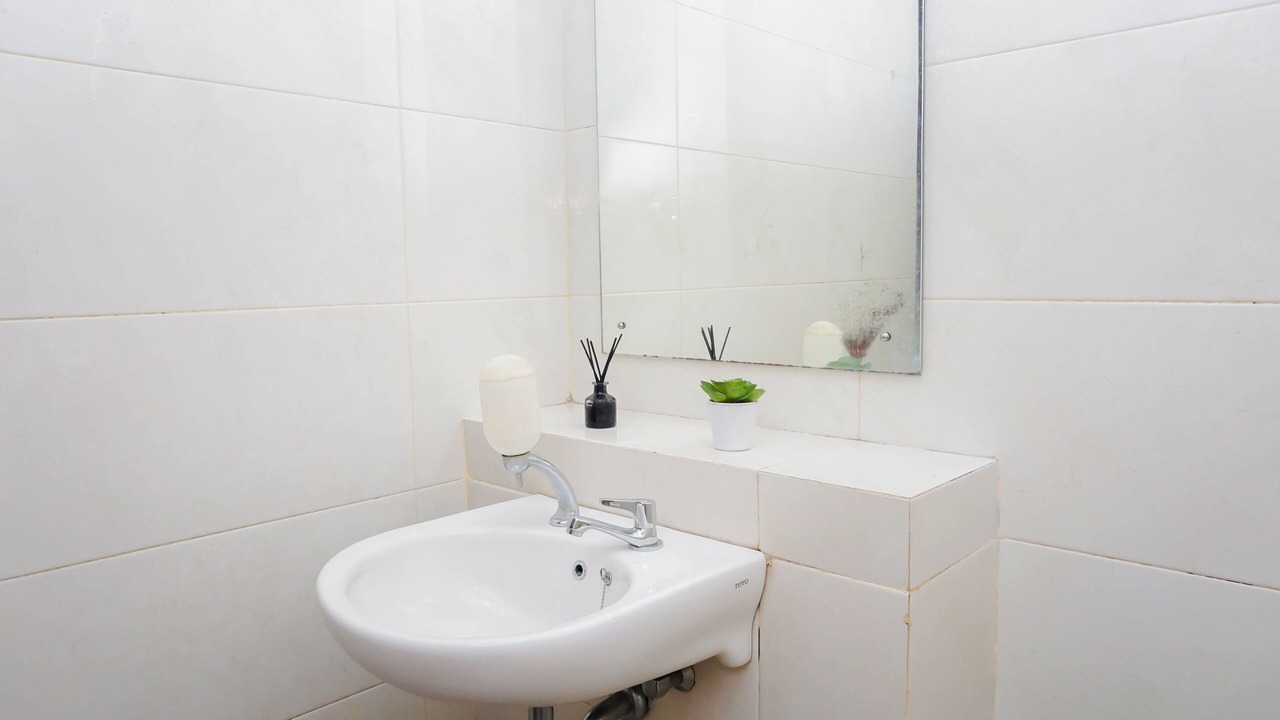 Photo of Bathroom in Bekasi Timur