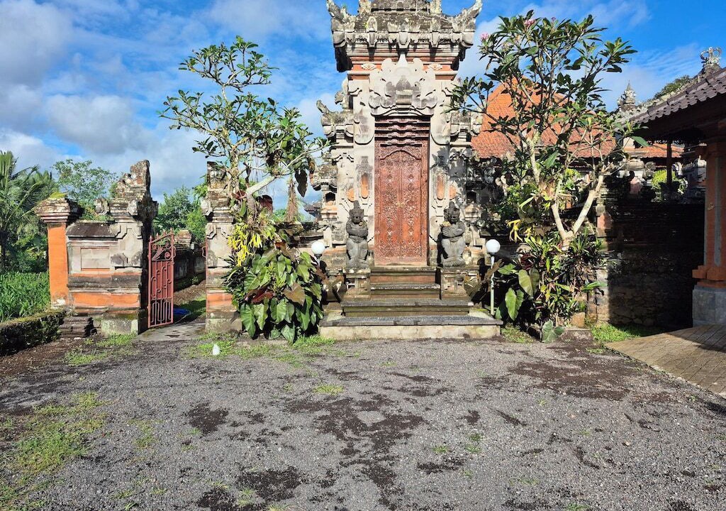 Photo of Others in Selat