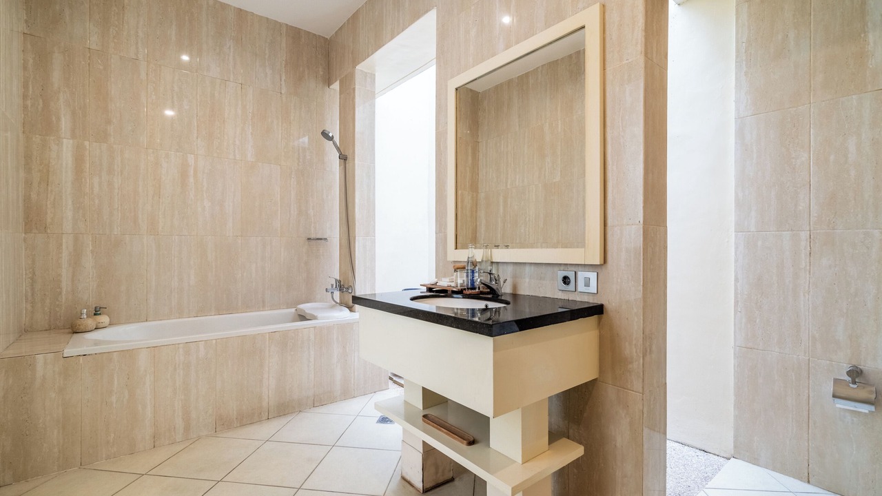 Photo of Bathroom in Dewi Sri