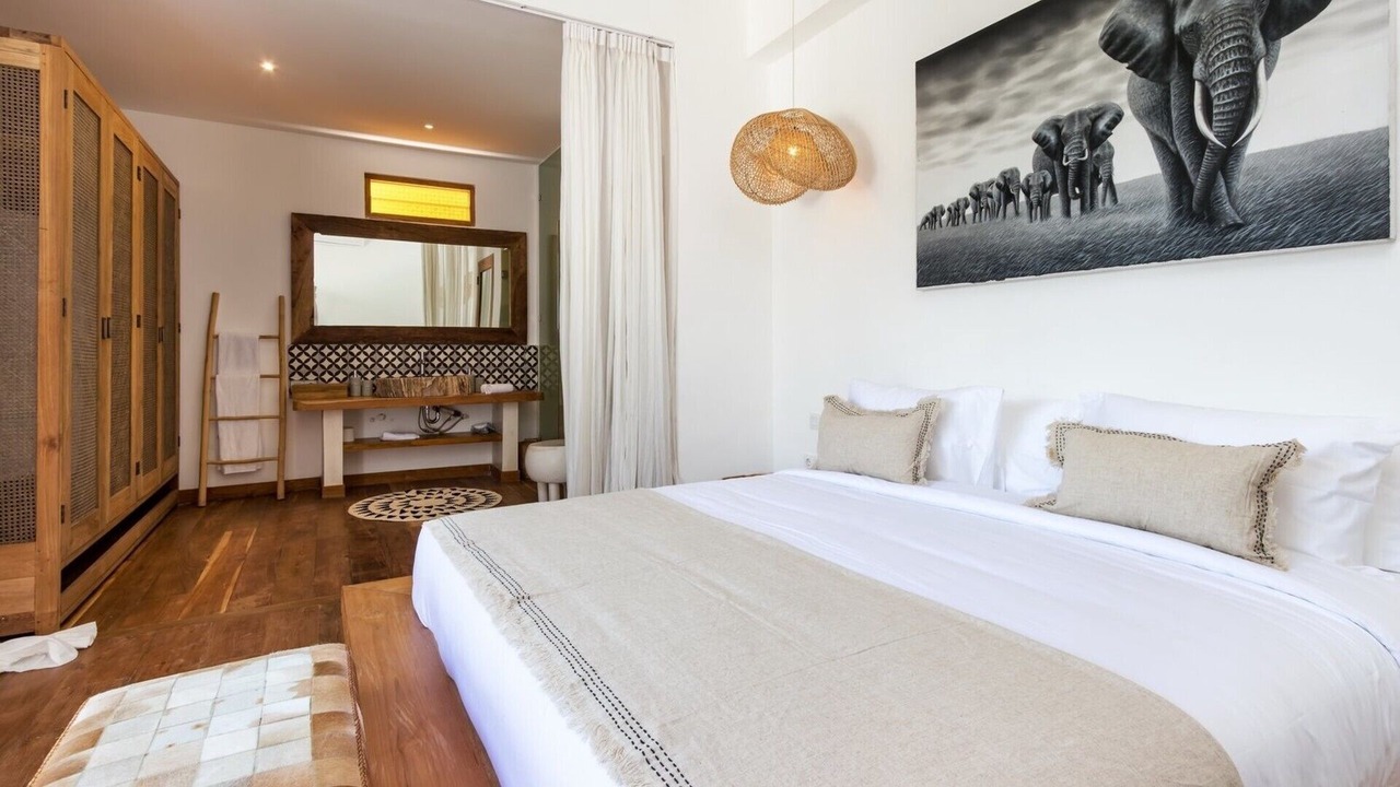 Photo of Bedroom in Drupadi