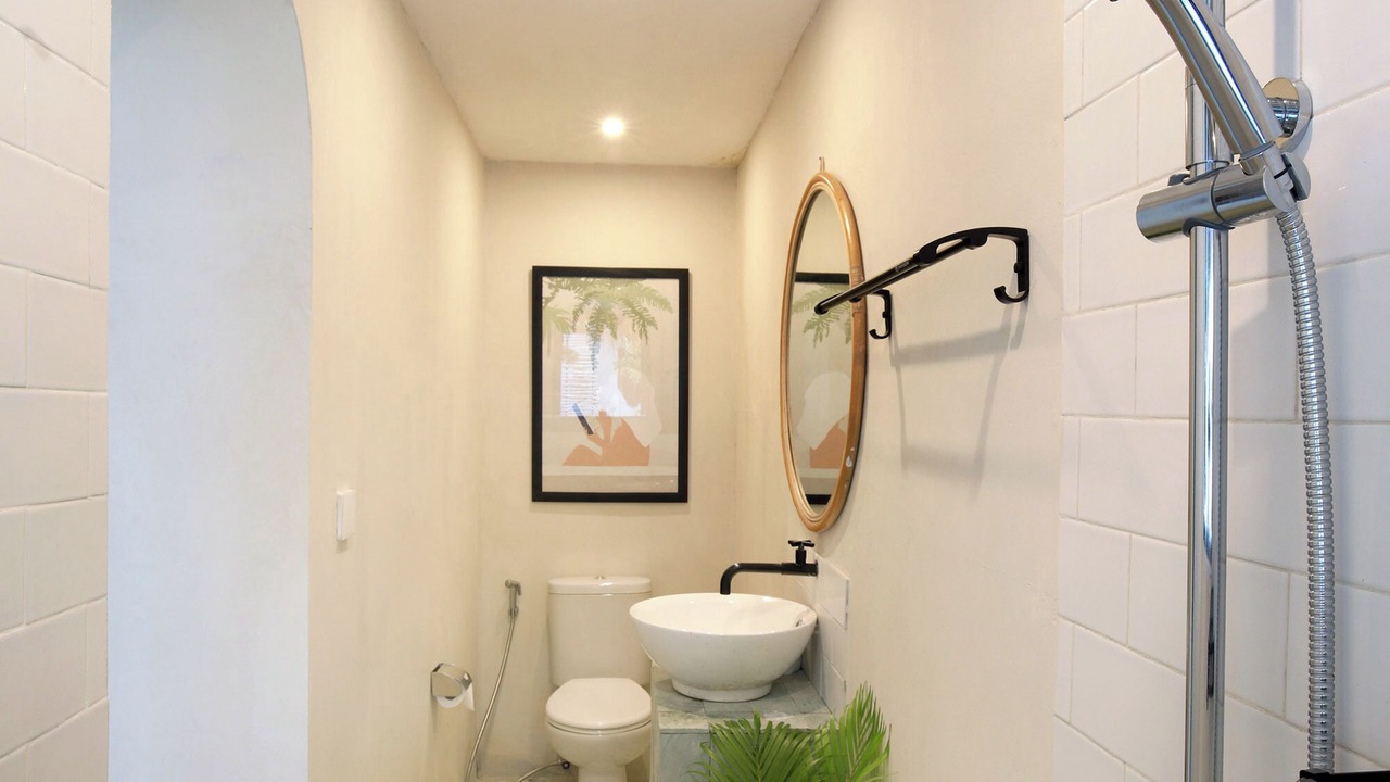 Photo of Bathroom in Dyanapura
