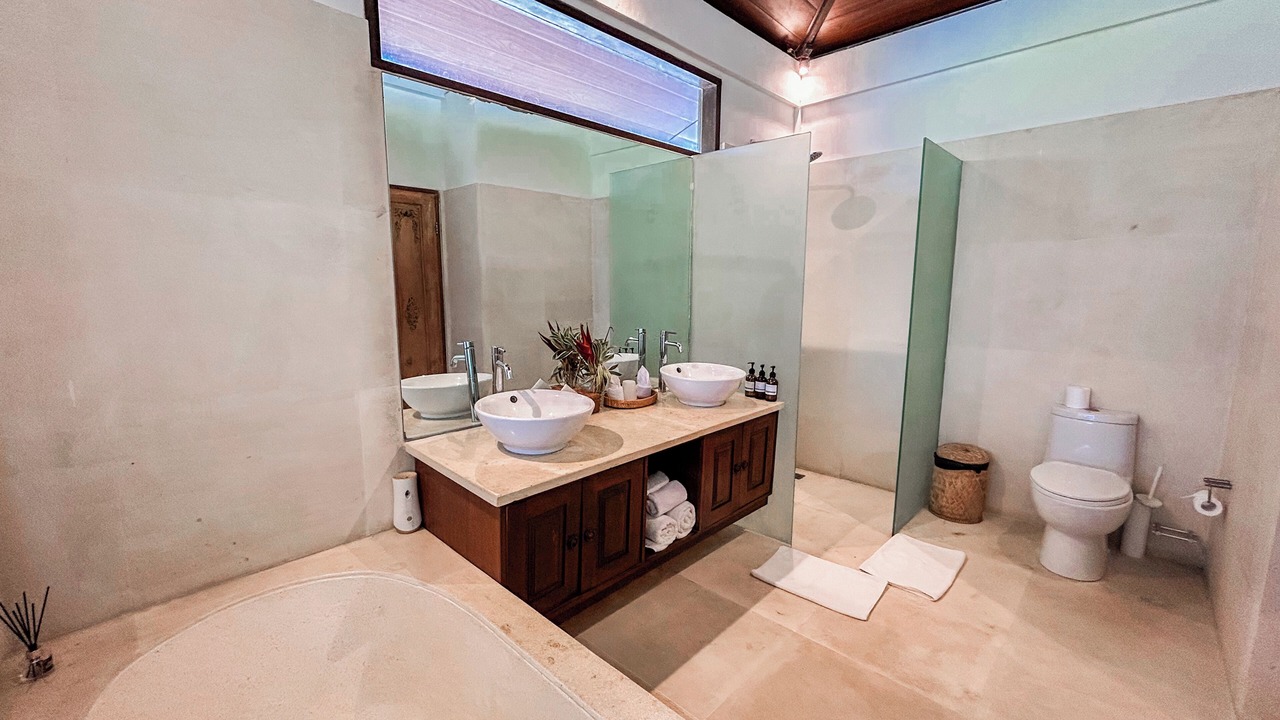 Photo of Bathroom in Pecatu