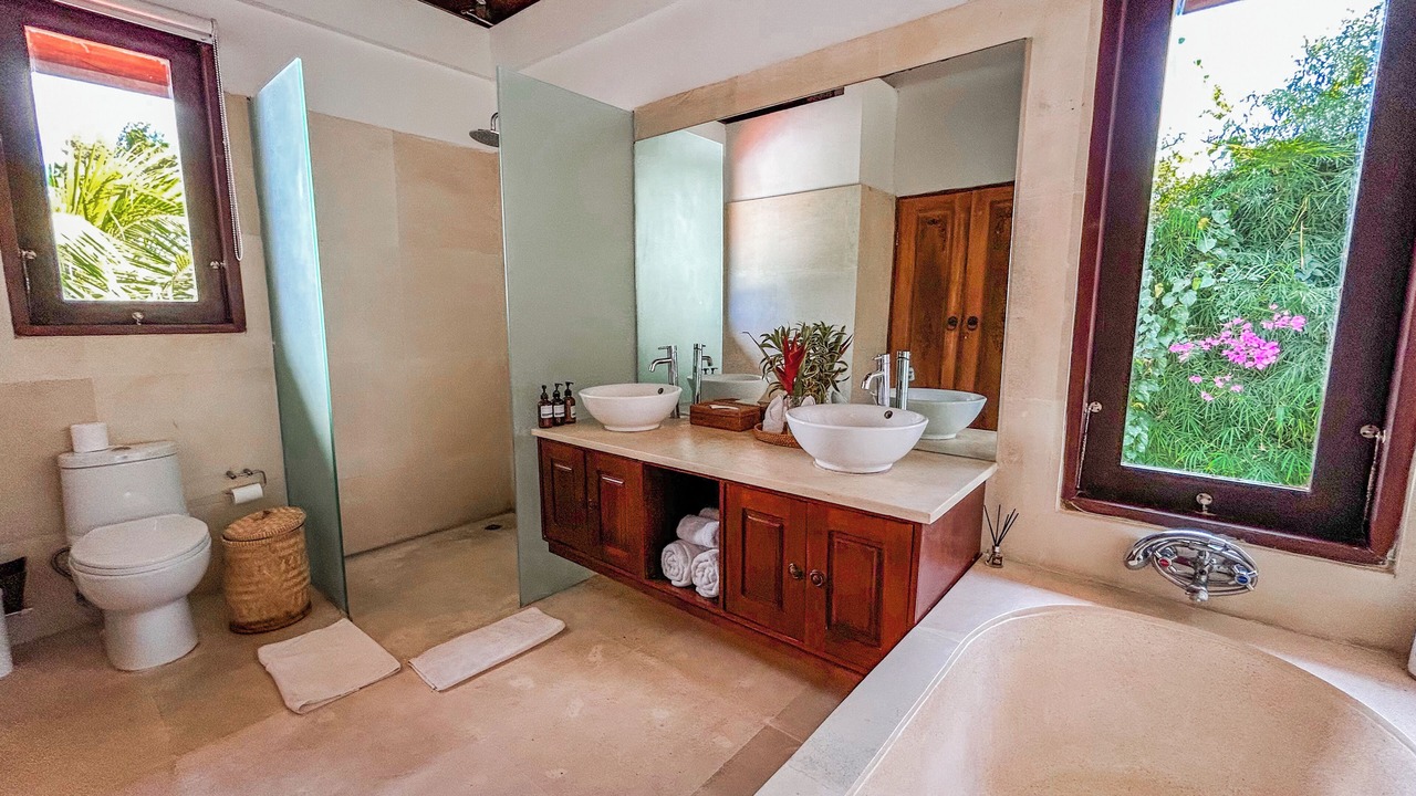 Photo of Bathroom in Pecatu