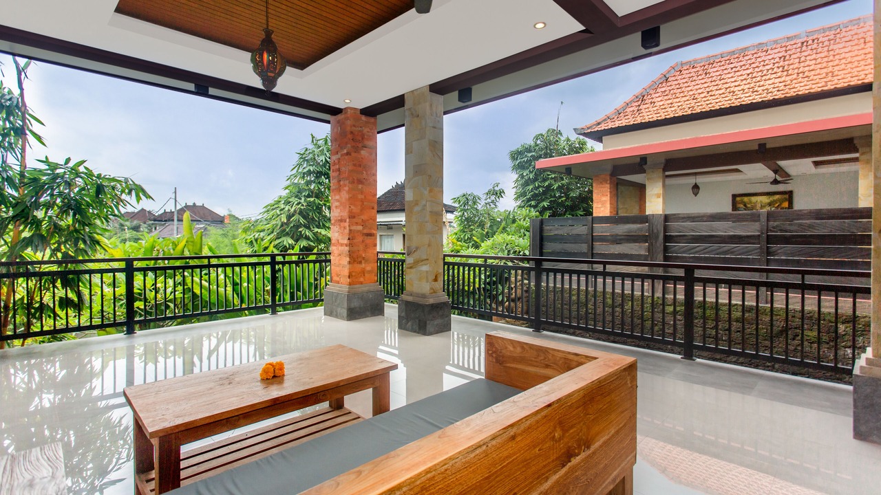 Photo of Patio Balcony in Singakerta