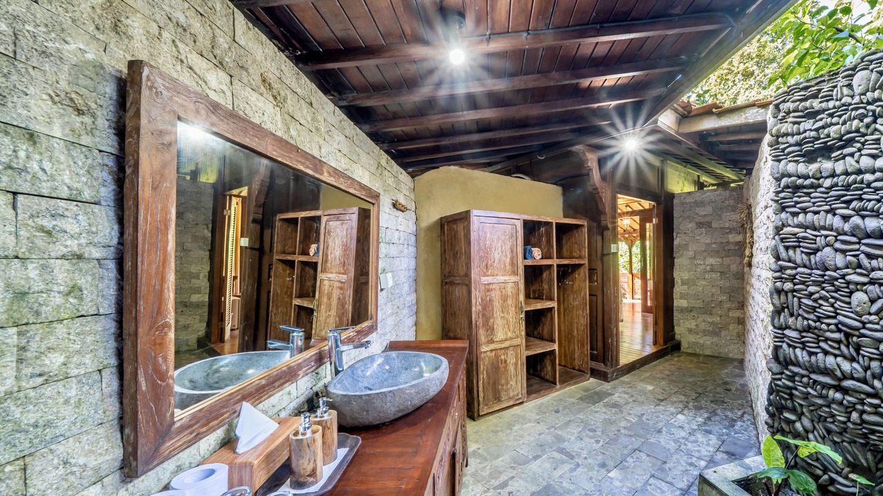 Photo of Bathroom in Penestanan