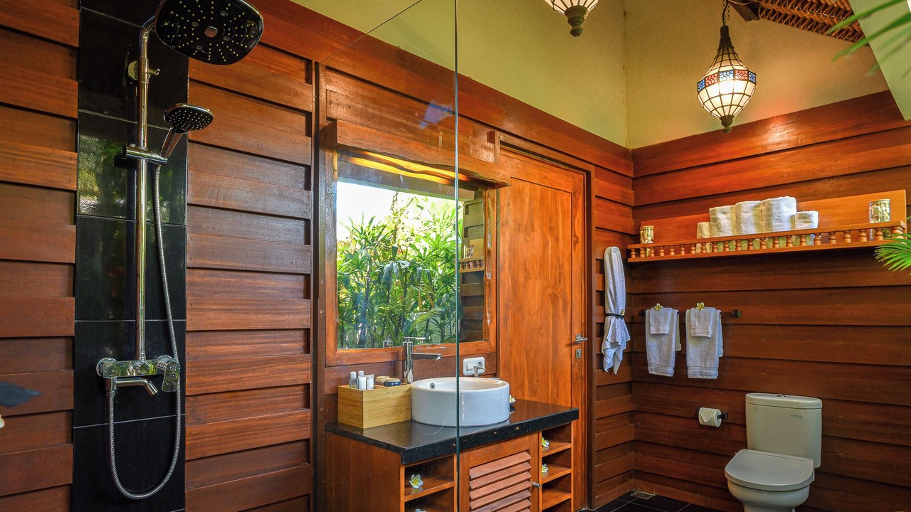 Photo of Bathroom in Dencarik