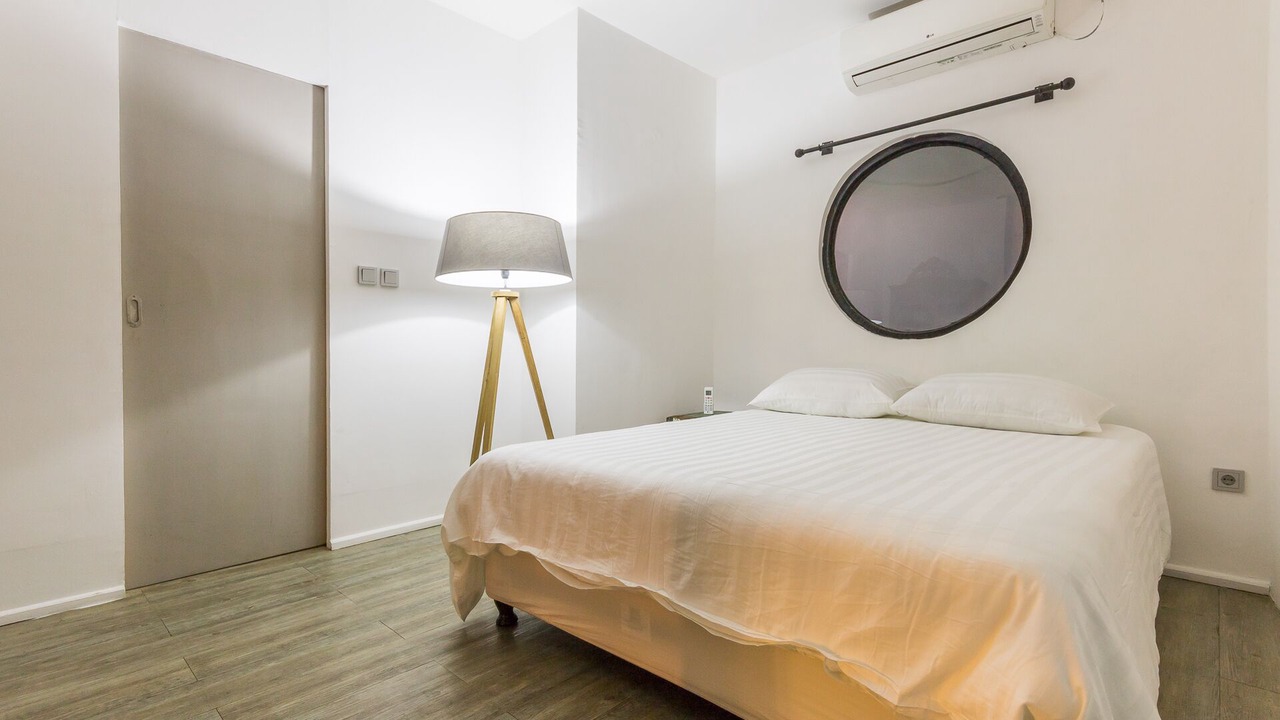 Photo of Bedroom in Sunset Road