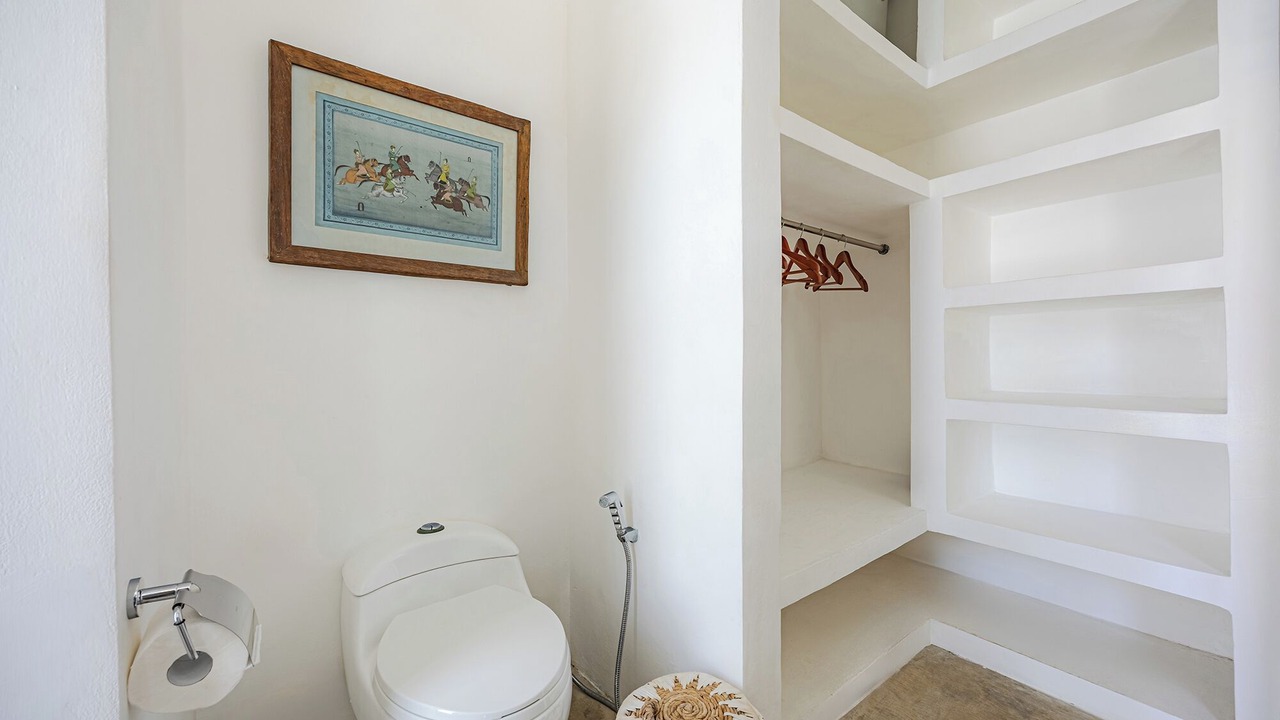 Photo of Bathroom in Dyanapura