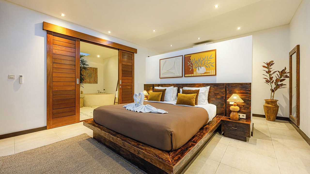 Photo of Bedroom in Sunset Road