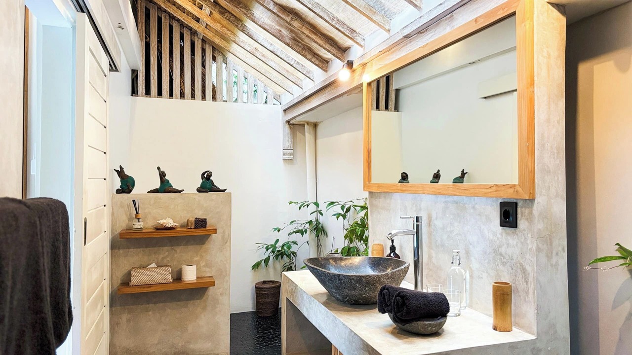 Photo of Bathroom in Drupadi