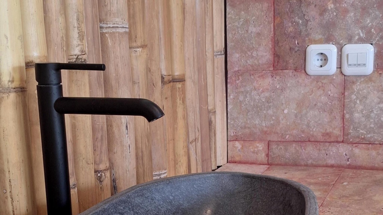 Photo of Bathroom in Kalisada