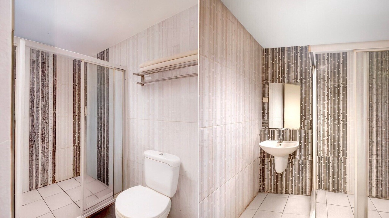 Photo of Bathroom in Gambir