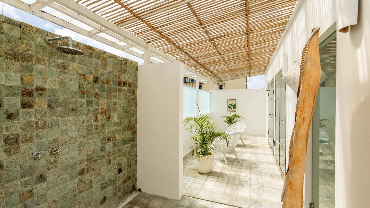 Photo of Patio Balcony in Dyanapura