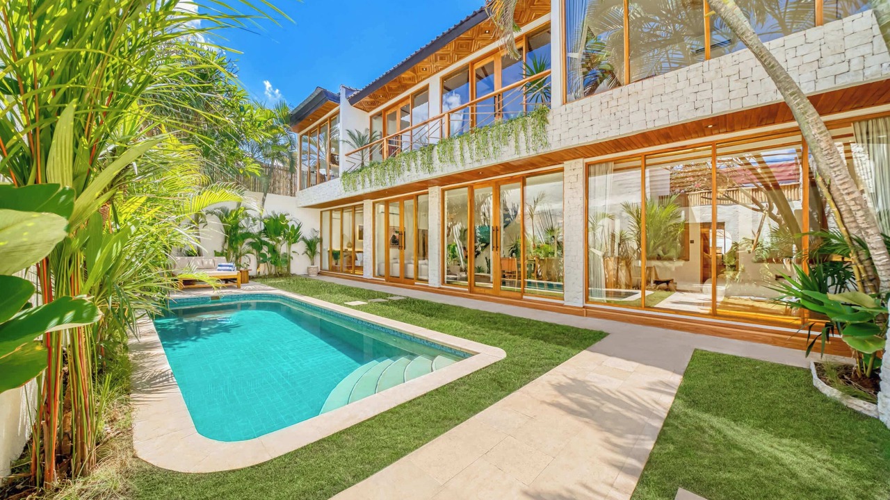 Photo of Outdoor in Sunset Road
