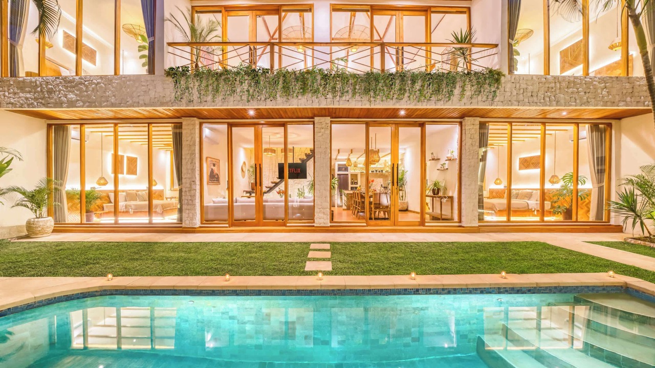 Photo of Outdoor in Sunset Road