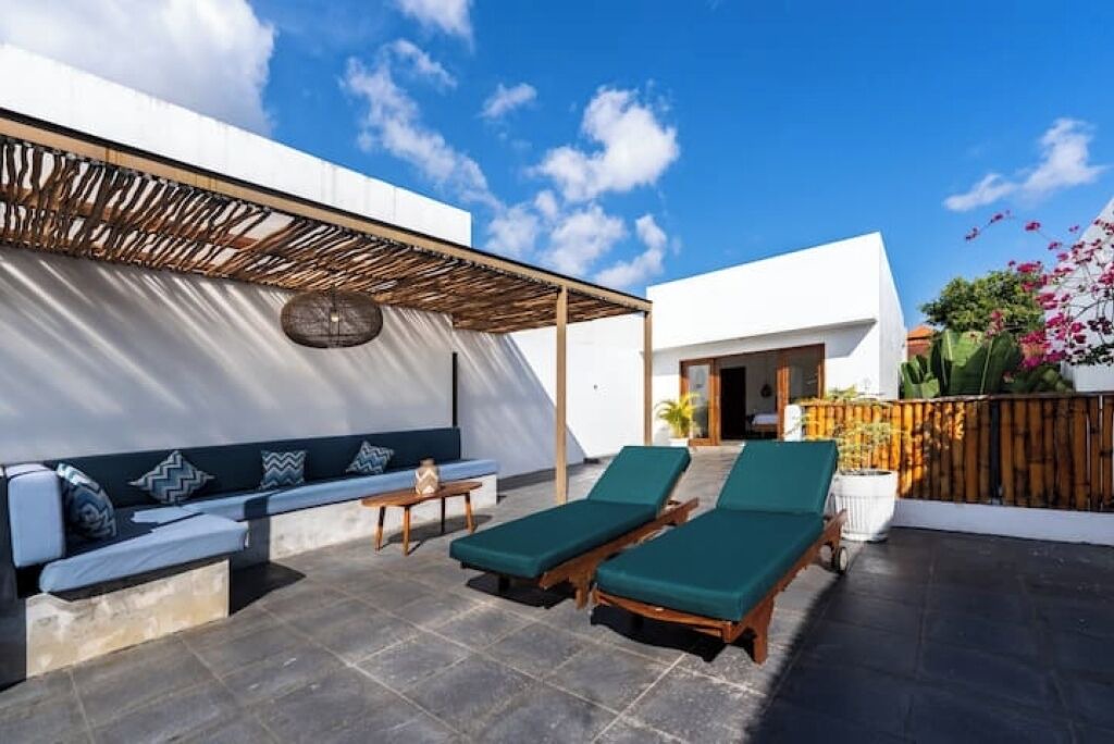 Photo of Patio Balcony in Padonan